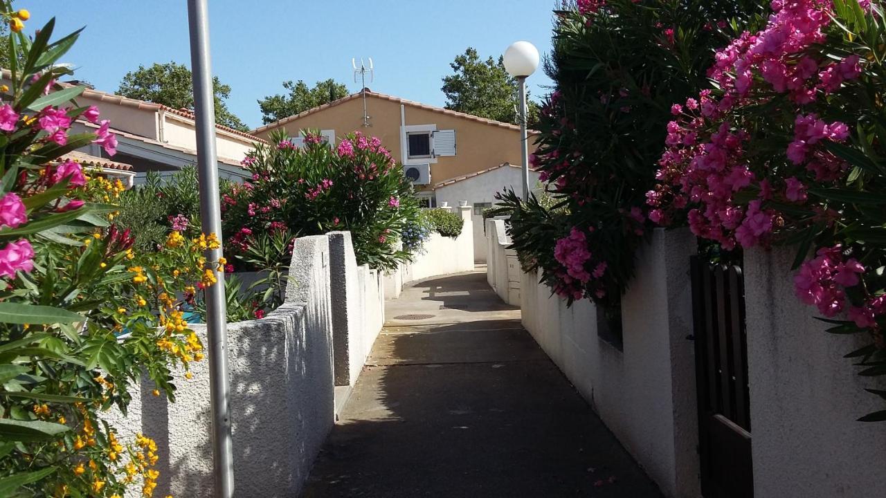 Villa Les Amandines à Agde Extérieur photo